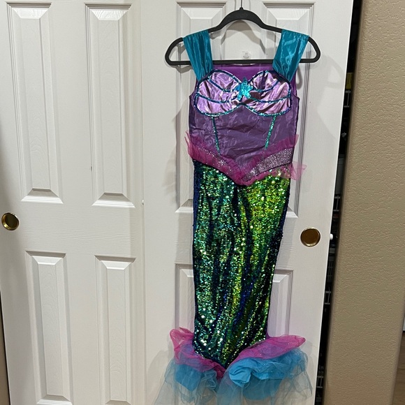 Deluxe Dazzling Other - Deluxe Dazzling Mermaid Sequin Kids Costume-Size 10-12 (as is)